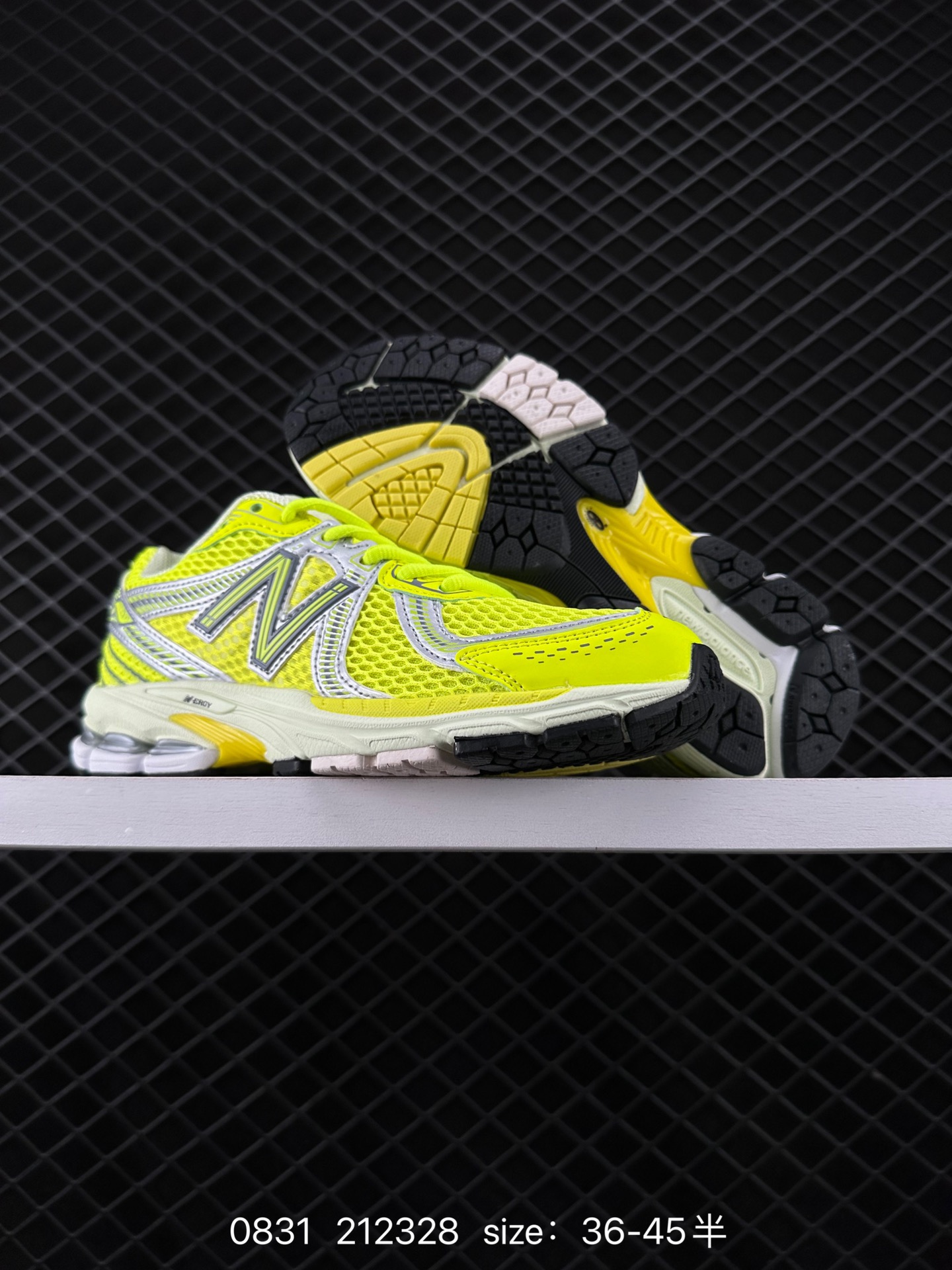 New Balance ML860 V2